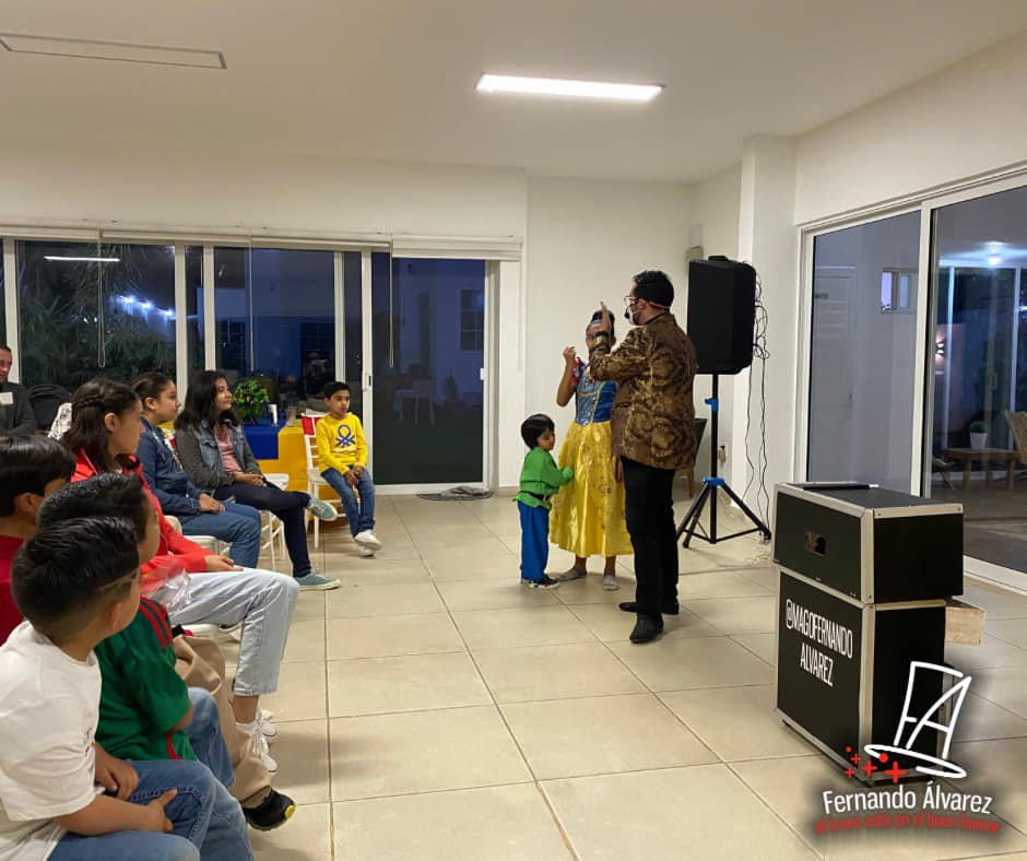 395183707_860471236081285_3317101556576680017_n Mago para cumpleaños Puebla,Mago para comuniones Puebla,Mago para eventos escolares Puebla,Mago para eventos corporativos Puebla,Magia infantil Puebla,Magia familiar Puebla,Trucos de magia Puebla,Talleres de magia Puebla,Contratar mago infantil Puebla,Mejor mago para fiestas infantiles Puebla,Show de magia infantil barato Puebla,Espectáculo de magia para niños Puebla,Shows para niños con magia Puebla,Fiestas infantiles con mago Puebla,Mago zona Angelópolis Puebla